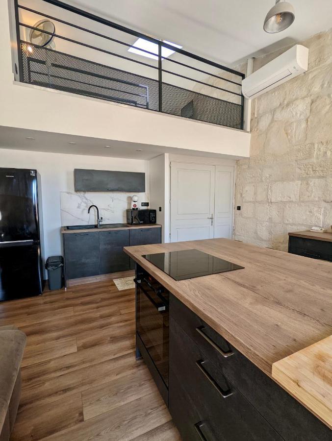 Loft Spacieux Au Coeur Des Remparts D'Aigues-Mortes Exterior foto